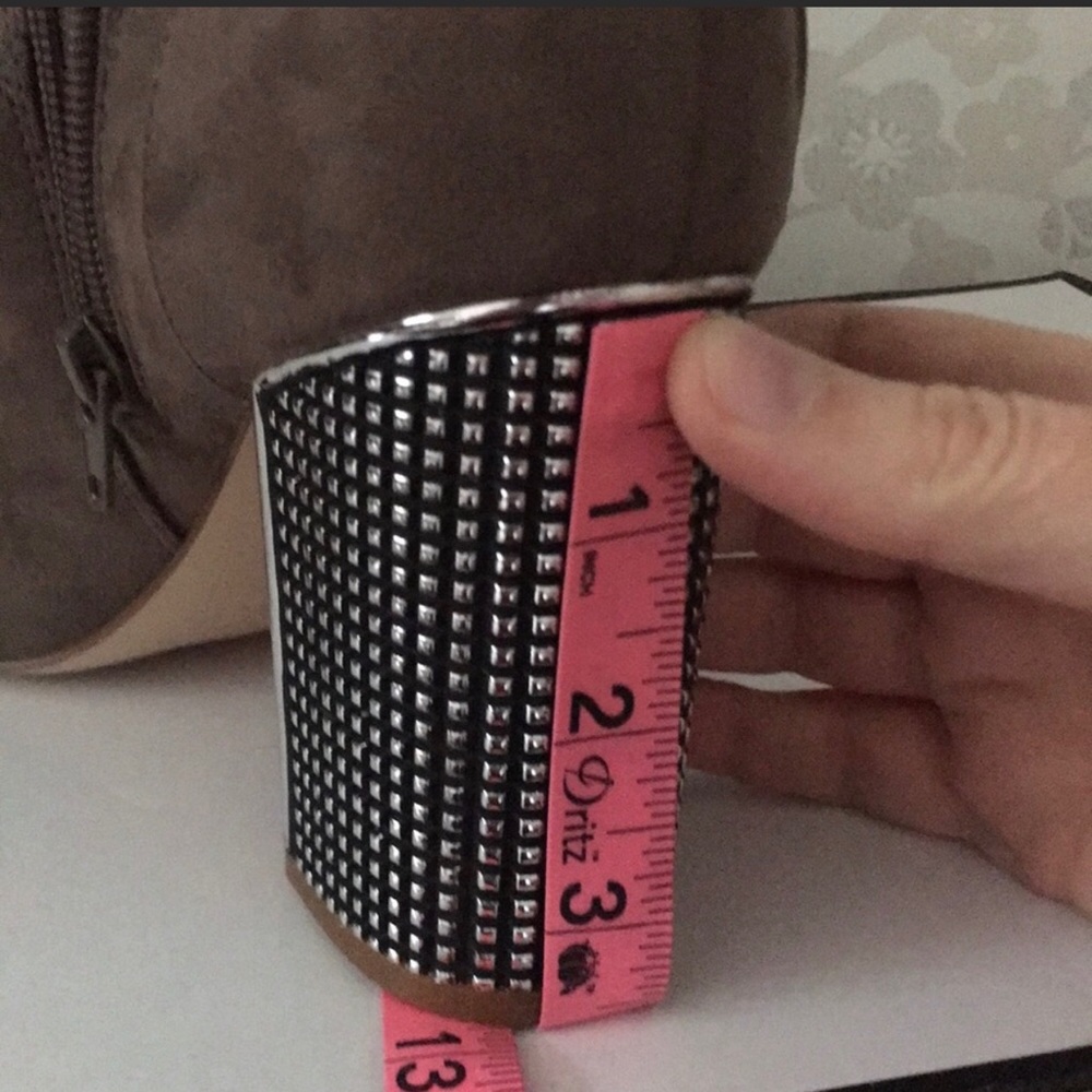 Guess thigh high boots BRAND NEW‼️ - Picture 5 of 7